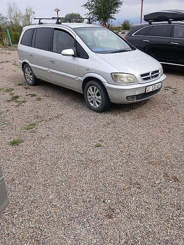 мед академии: Opel Zafira: 2001 г., Автомат, Бензин, Минивэн — 6