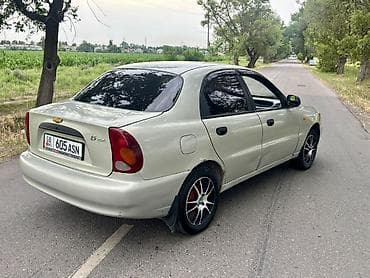 Chevrolet Lacetti: 2011 г., 1.5 л, Механика, Бензин, Седан — 5