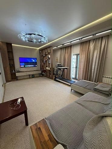 Квартиры: 4 комнаты, 130 м², Ак-Кеме (старый аэропорт) Элитка, 5 этаж, Дизайнерский ремонт — 1