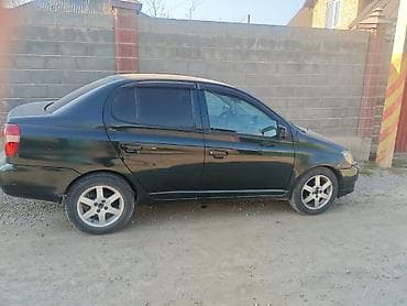 mark 2 qualis: Toyota Platz: 2001 г., 1.5 л, Автомат, Бензин, Седан — 3
