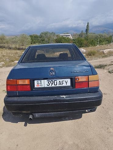 юто кун: Volkswagen Vento: 1992 г., 1.8 л, Механика, Бензин, Седан — 2