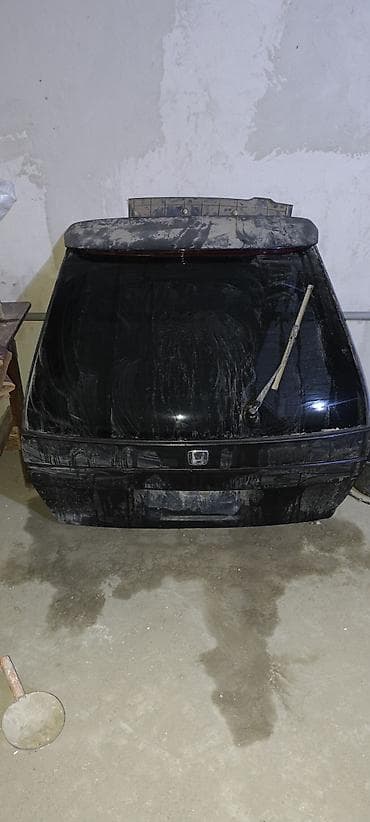 сиденья кия: Крышка багажника Honda, Б/у, Оригинал — 4