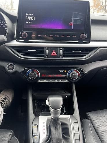 w210 e280: Kia K3: 2021 г., Автомат, Седан — 3