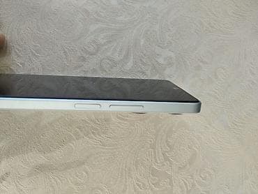 studio display: Poco F5, Б/у, 256 ГБ, цвет - Белый, 2 SIM — 5