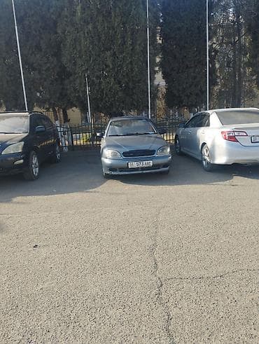 капот на ланос: Daewoo Lanos: 2006 г., Ручные, Бензин, Седан — 4