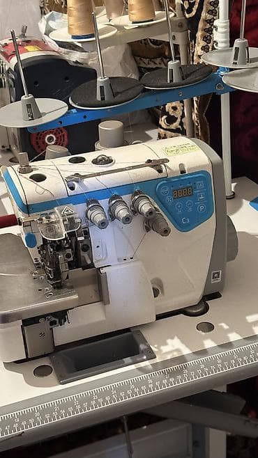 canon eos r: Швейная машина Jack, Оверлок, Автомат — 5