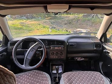 bcd com: Volkswagen Golf: 1994 г., 1.6 л, Механика, Бензин, Хэтчбэк — 5