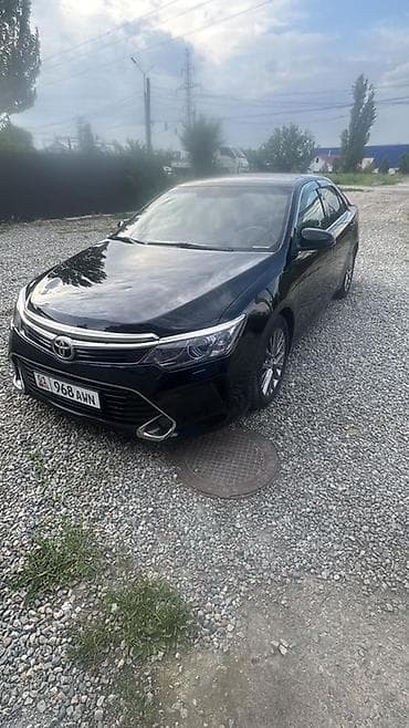 Сдается в Аренду круглосуточно Toyota Camry, чёрный седан