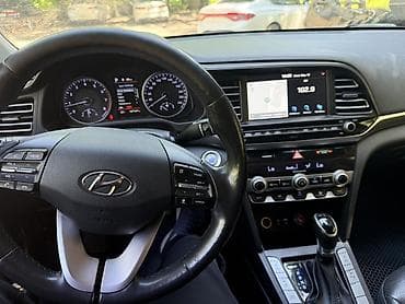 рага на авто: Hyundai Elantra: 2019 г., 1.6 л, Автомат, Бензин, Седан — 1