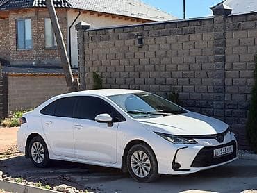 Toyota Corolla: 2019 г., 1.8 л, Автомат, Бензин, Седан at lalafo.kg Toyota Corolla: 2019 г., 1.8 л, Автомат, Бензин, Седан