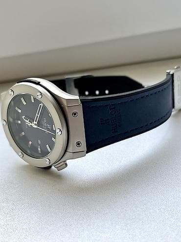 Аксессуарлар: Часы Hublot Classic Fusion Quartz - Корпус: стальной, сатинированная — 4