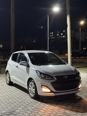 Продажа авто: Chevrolet Spark: 2019 г., 1 л, Автомат, Бензин, Хэтчбэк — 2