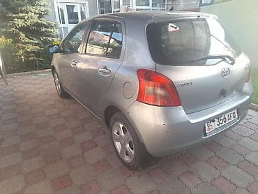 4 7: Toyota Auris: 2007 г., 1.3 л, Автомат, Бензин, Хэтчбэк — 5