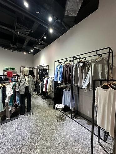 Продаю действующий Бутик женской и мужской одежды в современном стиле