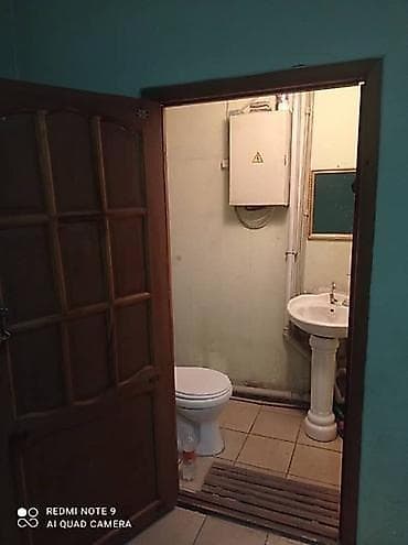 рынок кут: Кызыл-Аскер Сдаю в ареду помещение. Можно под магазин(халал), офис и — 3