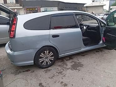 авто ижара: Honda Stream: 2004 г., 1.7 л, Автомат, Бензин, Вэн/Минивэн — 5