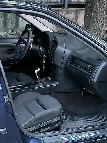 BMW 3 series: 1994 г., 2.5 л, Кол менен иштөөчү, Бензин, Седан — 6