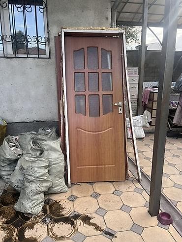 МДФ: Дверные полотна с коробками + металлическая печь-буржуйка Комплект — 2