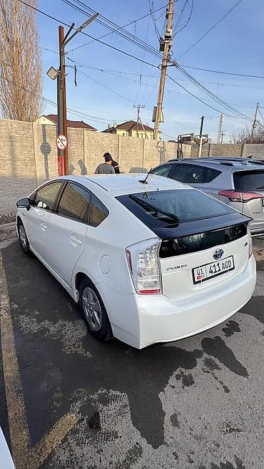Продажа авто: Toyota Prius: 2011 г., 1.8 л, Вариатор, Гибрид, Хэтчбэк — 5