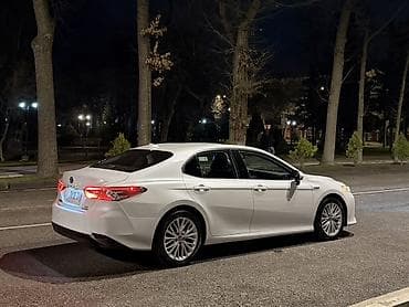 bmw e53: Toyota Camry: 2020 г., 2.5 л, Вариатор, Гибрид, Седан — 6