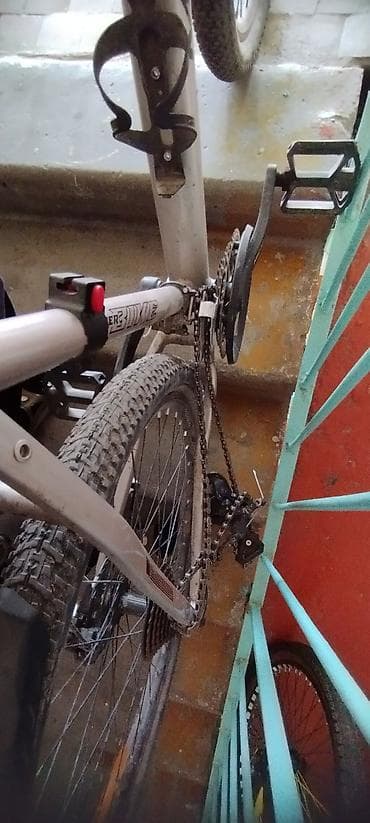 aro 24: Горный велосипед, Рама XL (180 - 195 см), Алюминий, Б/у — 2