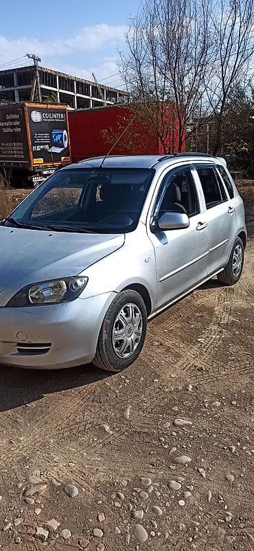 lancer 9: Mazda 2: 2004 г., 1.5 л, Автомат, Бензин, Хэтчбэк — 10