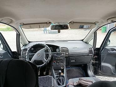aion v plus 2022: Opel Zafira: 2001 г., Минивэн — 8
