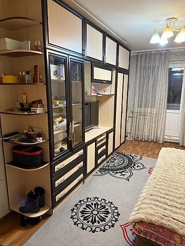 квартиры 8 мкр: 2 комнаты, 44 м², 104 серия, 4 этаж, Старый ремонт — 1