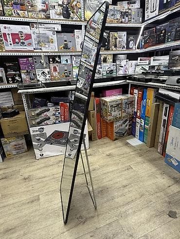 зеркало на рост: Напольное зеркало в полный рост с тонкой чёрной рамкой Размеры  — 2