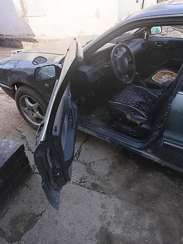 продая: Легковой автомобиль (седан), салон и багажник Описание: - Кузов — 8