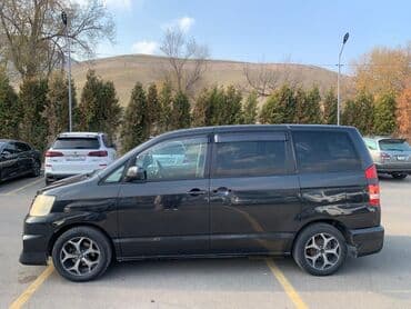 tayota runx: Toyota Noah: 2003 г., 2 л, Автомат, Бензин, Вэн/Минивэн — 4