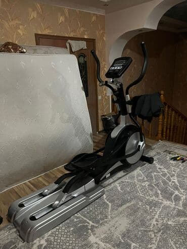 Эллиптический тренажёр (орбитрек) - Тип: магнитный/электромагнитный