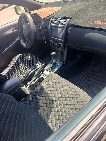 юуто трактор: Toyota Corolla: 2011 г., 1.8 л, Автомат, Бензин, Седан — 3