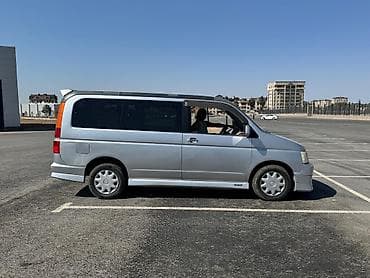 Транспорт: Honda Stepwgn: 2002 г., 2 л, Автомат, Бензин, Минивэн — 3