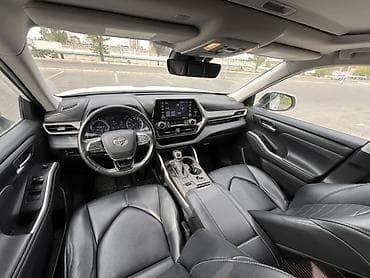 low ll: Toyota Highlander: 2020 г., 2.5 л, Вариатор, Гибрид, Кроссовер — 10