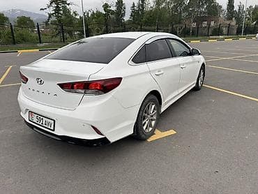 camry 200: Hyundai Sonata: 2019 г., 2 л, Автомат, Бензин, Седан — 5