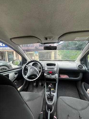 runx alex: Toyota Aygo: 2010 г., 1 л, Механика, Хэтчбэк — 4
