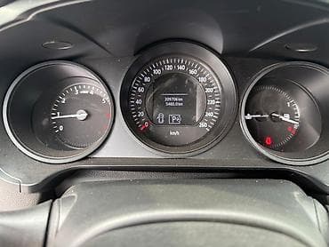 Продажа авто: Renault SM6: 2020 г., 2 л, Автомат, Бензин, Седан — 7
