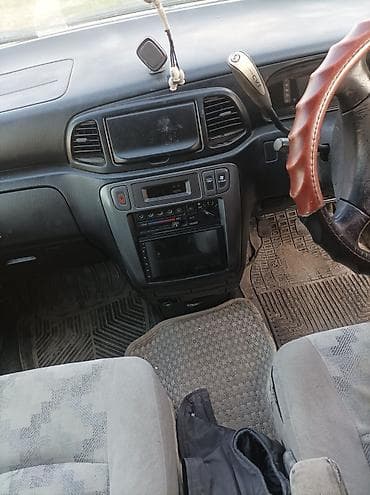 dewoo lanos: Nissan Prairie: 1999 г., Минивэн — 8