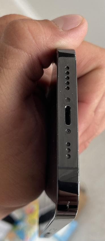 IPhone 14 Pro, Колдонулган, 128 ГБ, Black Titanium, Куту, 84 % — 2