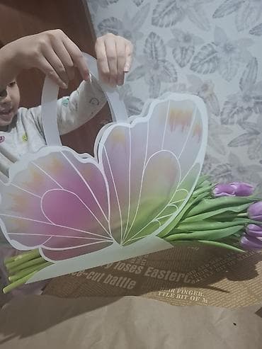 корзина для: Подарочный пакет-корзинка для букета - Форма: декоративная, в виде — 2