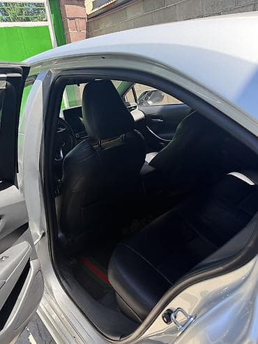 prius v: Toyota Levin: 2020 г., 1.8 л, Вариатор, Гибрид, Седан — 7
