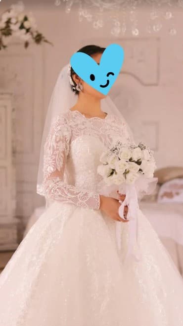 фата на девичник: Свадебное платье, XS, Закрытое, Рукава прозрачные, С корсетом, Пышное, Китай, Цветочные элементы, Кружево, Стразы, Б/у — 1