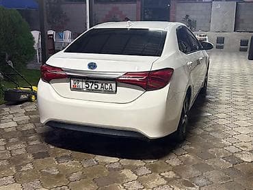 e klass: Toyota Corolla: 2017 г., 1.8 л, Вариатор, Гибрид, Седан — 5