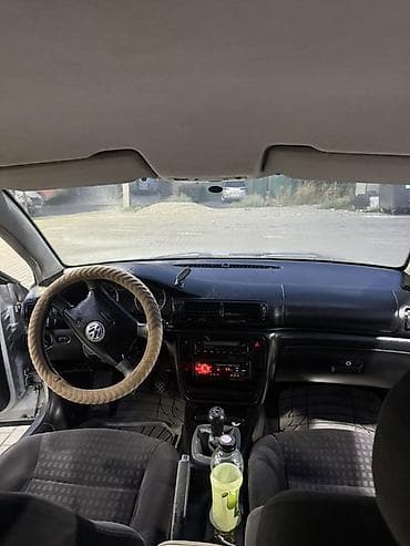 variant: Volkswagen Passat Variant: 2001 г., 1.8 л, Механика, Бензин, Универсал — 4