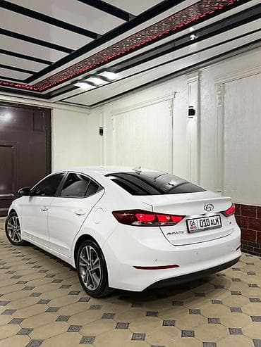 айнек авто: Hyundai Avante: 2018 г., 1.6 л, Автомат, Бензин, Седан — 6