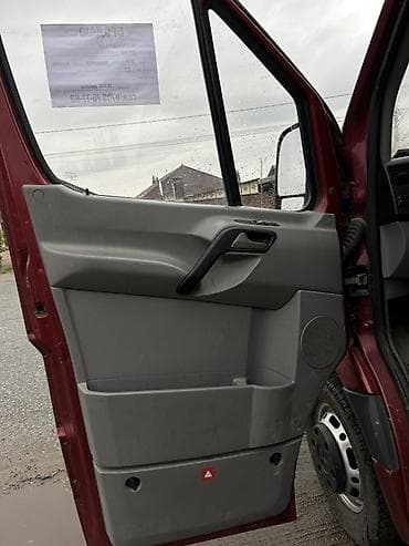 рекстон авто: Жеңил жүк ташуучу унаа, Mercedes-Benz, Стандарт, 3 т, Колдонулган — 4