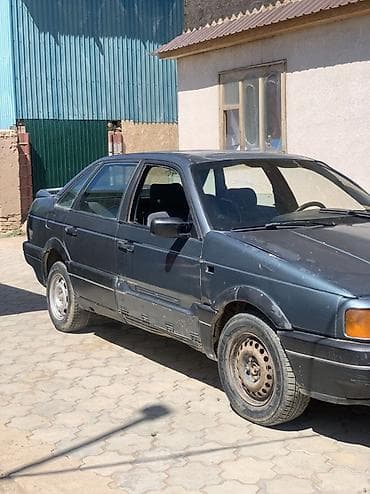 Транспорт: Volkswagen Passat: 1988 г., 1.8 л, Механика, Бензин, Седан — 7