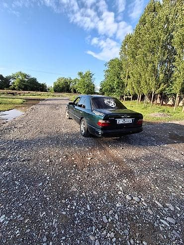 audi а 6: Mercedes-Benz 220: 1994 г., 2.2 л, Автомат, Газ, Седан — 3