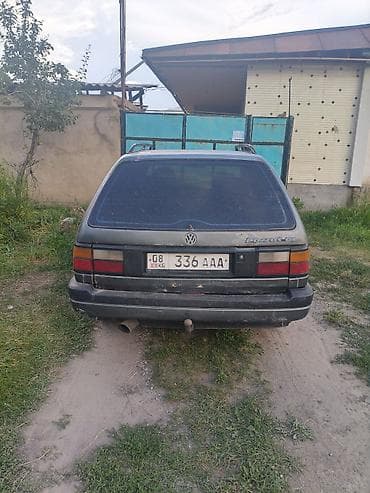 Volkswagen Passat: 1989 г., Механика, Универсал — 3